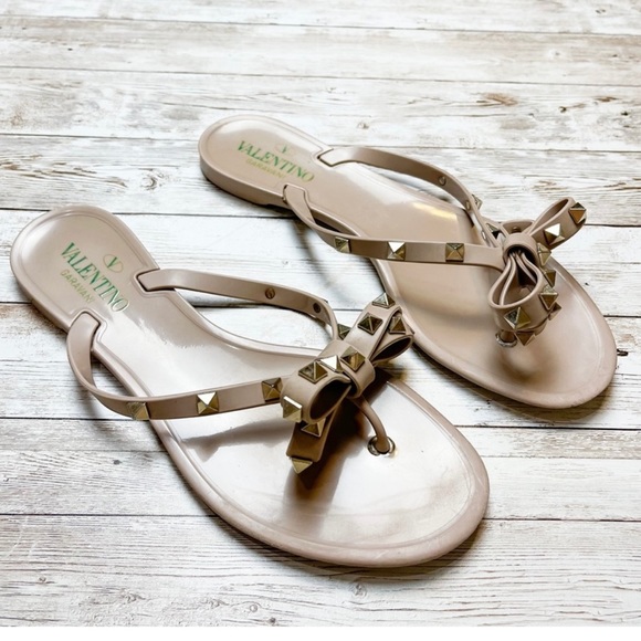 Valentino Rubber Rockstud Thong Sandal Poudre Size 38 US 8 - Picture 3 of 9